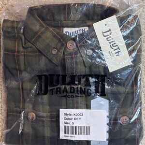Duluth Trading Co Olive Plaid Button-Down Flannel Shirt with Orange Accent